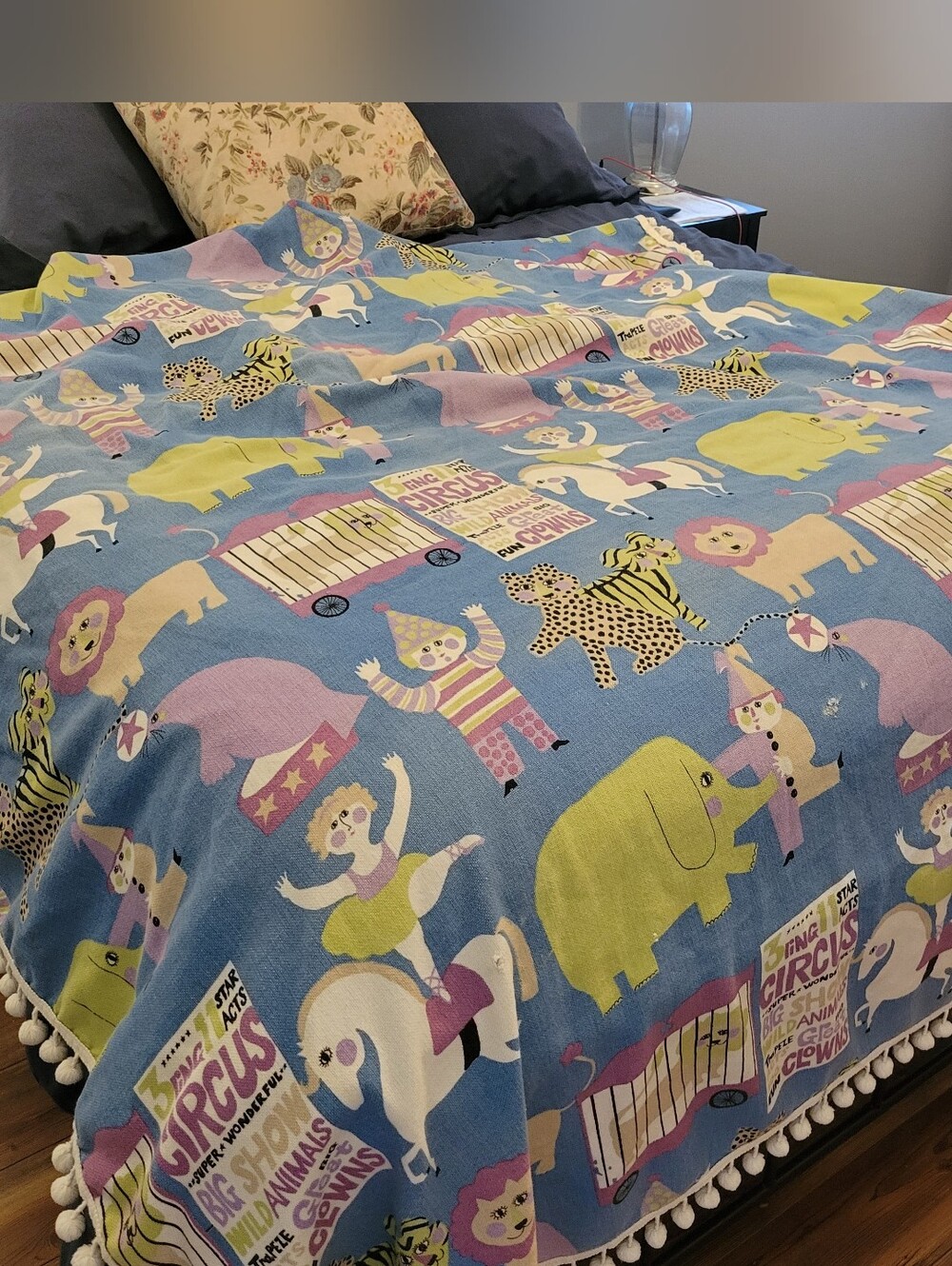 Vintage Fieldcrest Mid Century Modern Children's Twin Bedspread Circus Motif
